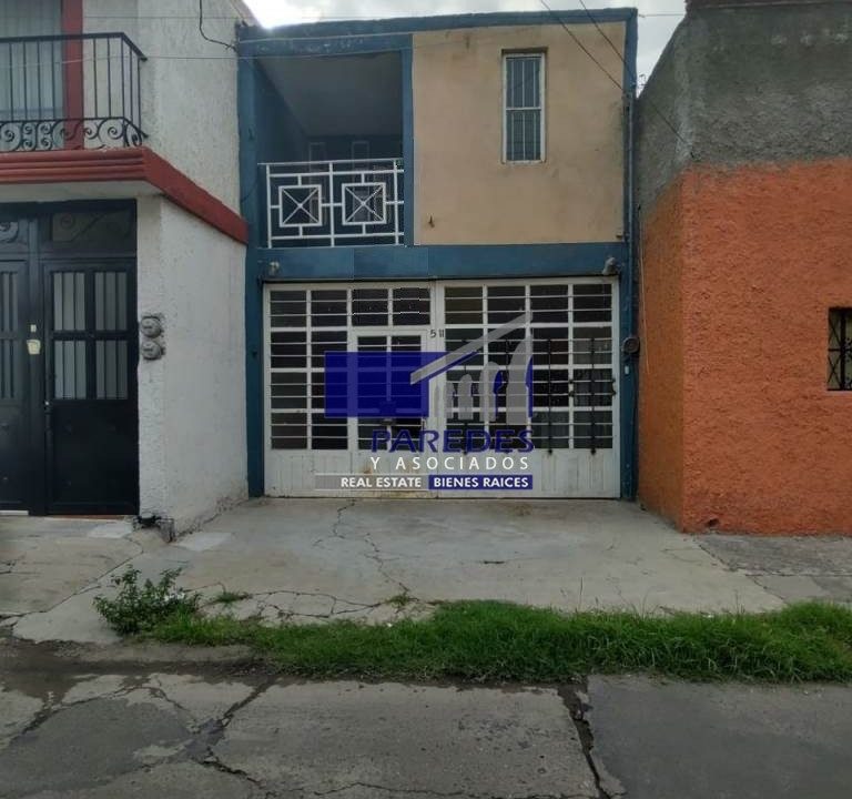 .FACHADA