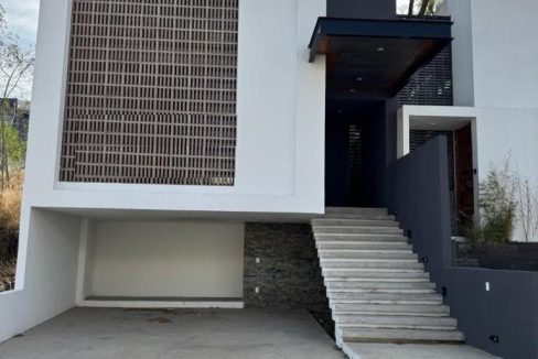 .FACHADA
