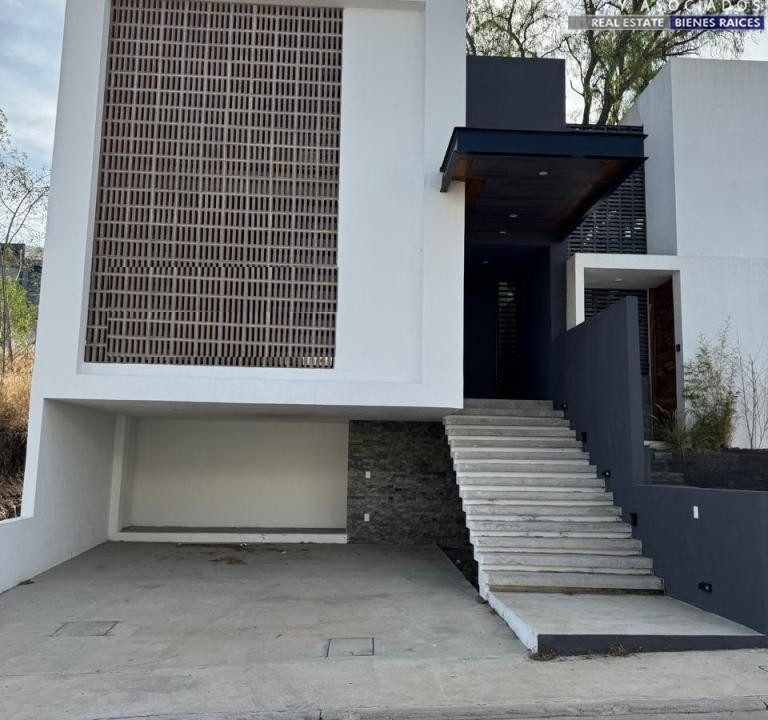 .FACHADA